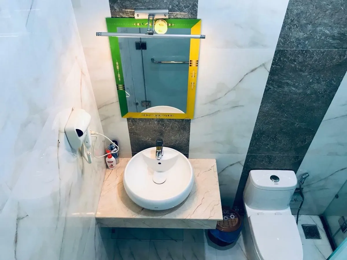 **  Khach San Nhu Yen Hotel Nha Trang Vietnám