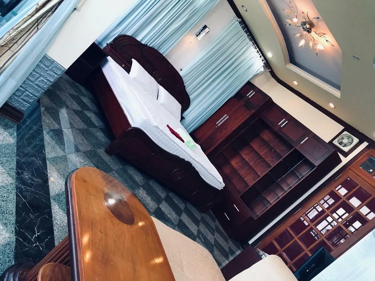 Hotel Khach San Nhu Yen Nha Trang